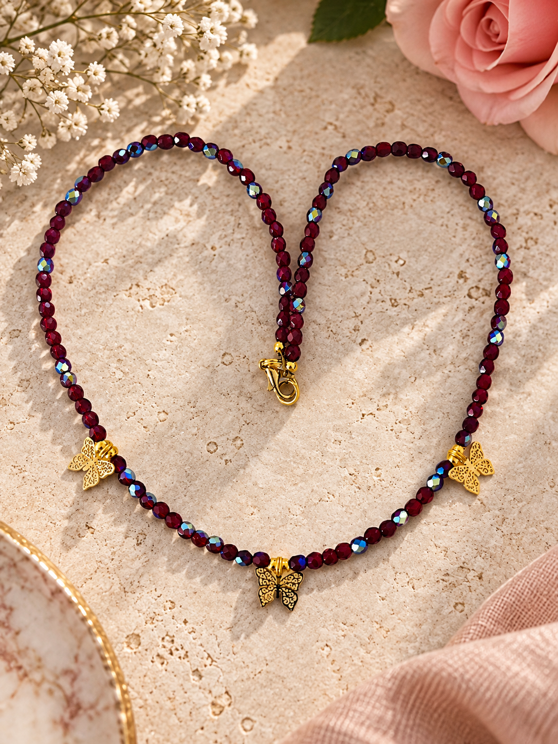 Collier Perles Grenat Facetté /Papillon Filigrane – Image 2