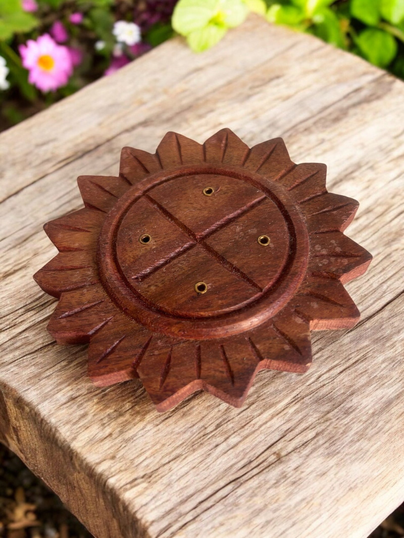 Porte-encens en bois Soleil – Image 2